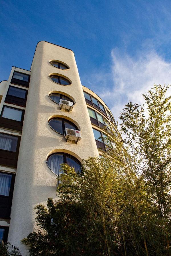 Hotel Novi Zagreb Exterior photo